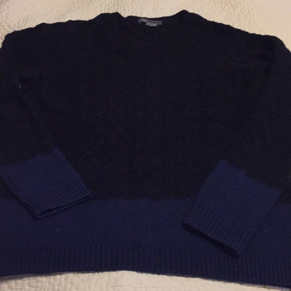 Vince two tone lambs wool sweater S 🍀🍀🍀